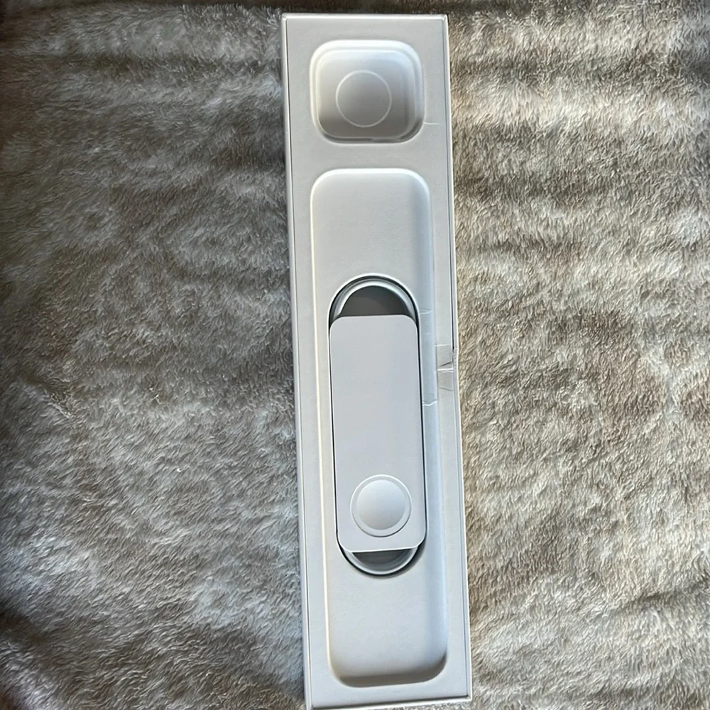 Apple Watch charger and sport band